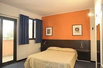 Ξενοδοχείο Meuble' Atlantic 3*