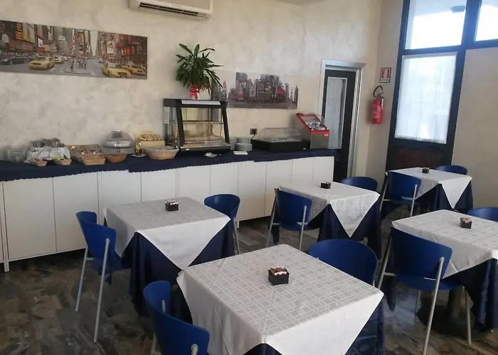 Meuble' Atlantic 3* Treviglio