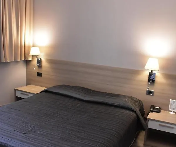 Meuble' Atlantic Hotell Treviglio