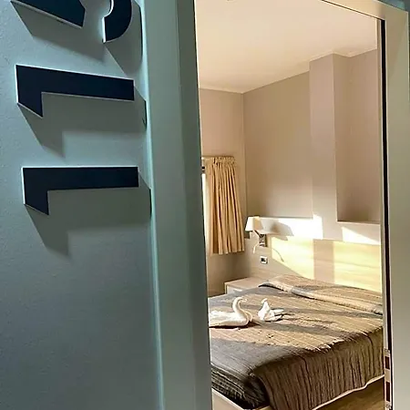 Meuble' Atlantic Hotel 3*